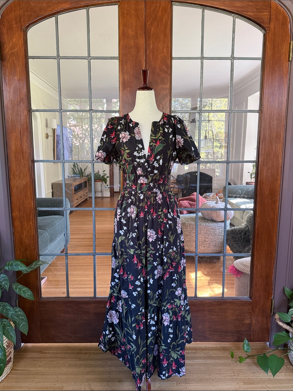 Anthropologie Somerset Maxi Dress in Black Floral V-Neck